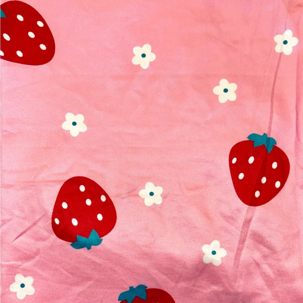 Strawberry Print Pajamas Set Pink Ted Women’s Size M